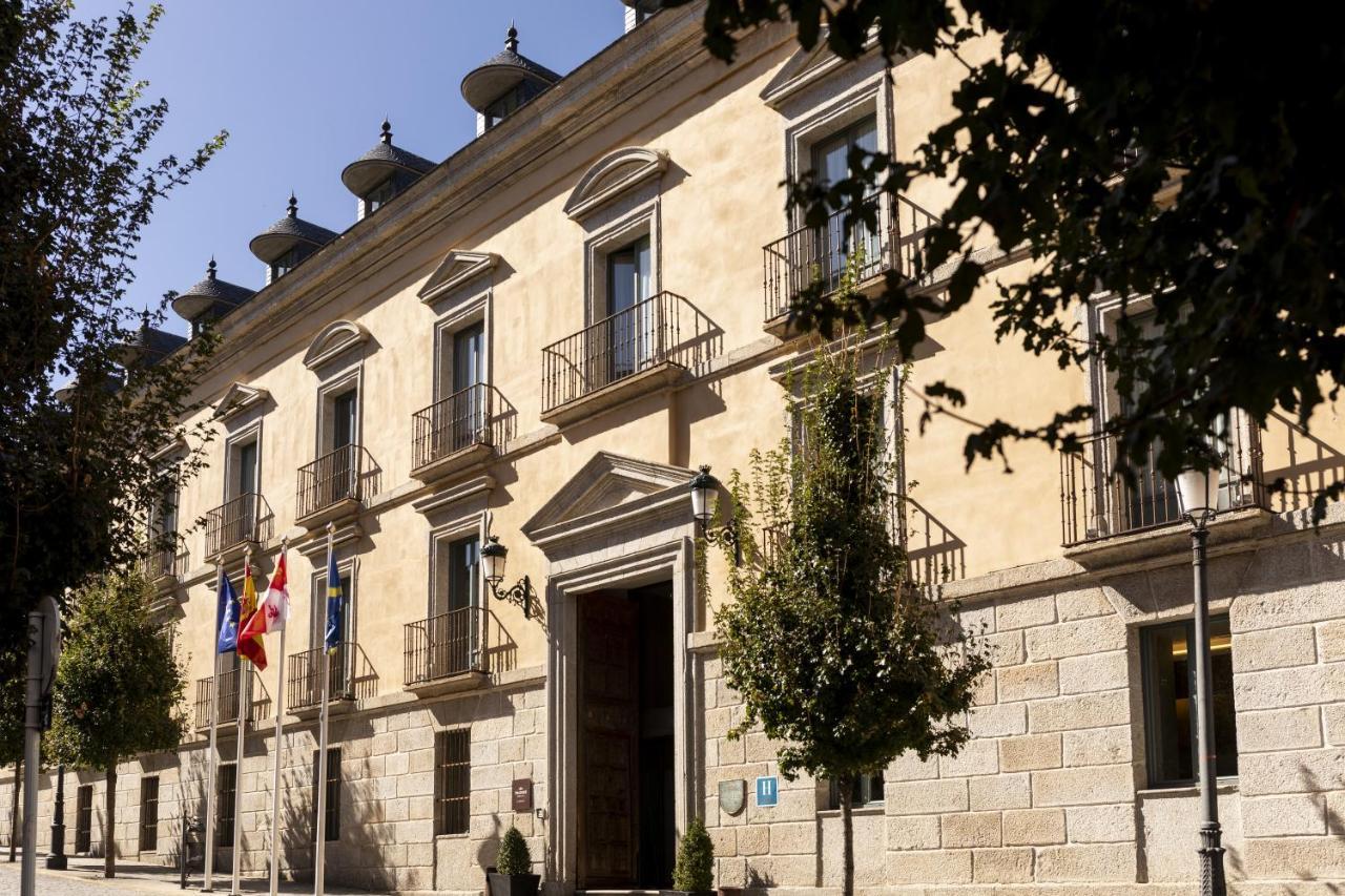 Parador De La Granja San Ildefonso Exterior photo